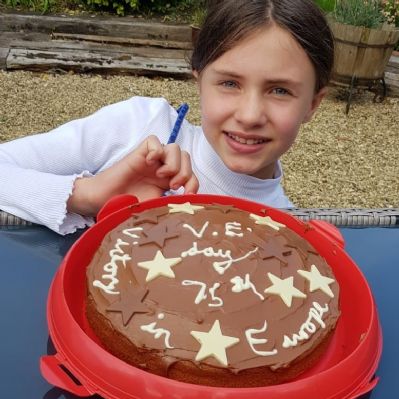 Evie - Cake